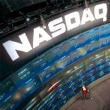 Новый обвал на Wall Street: падение Nasdaq стало максимальным с 2011 г. // Россия 24