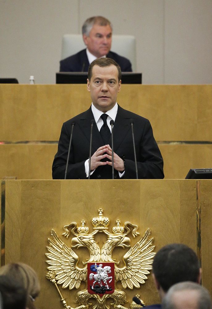 Отчет Медведева в Госдуме назвали «не слишком честным»: запутался в тормозах